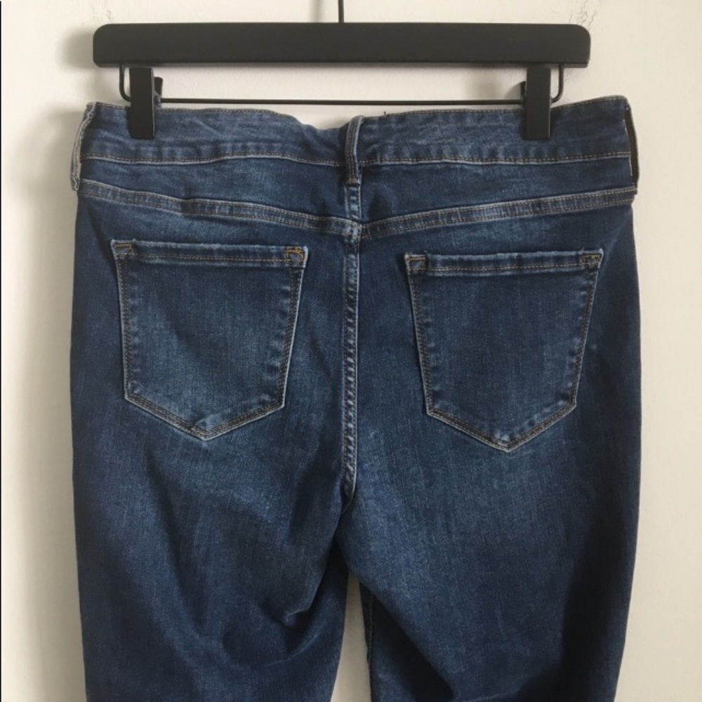 Old Navy Rockstar Skinny Fit Jeans - Picture 6 of 8